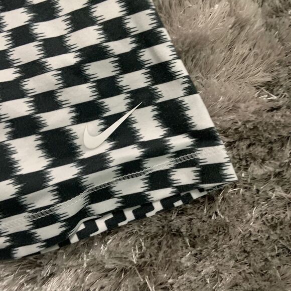 🏷️ 5 for $25 NIKE Ikat Racerback Tank Top - Picture 3 of 4